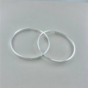 BRINCO ARGOLA FIO QUADRADO
