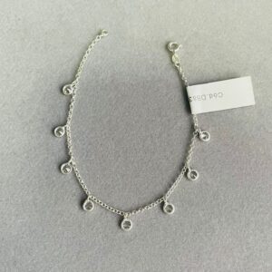 PULSEIRA COM CRISTAIS TRANSPARENTES