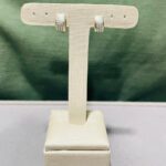 BRINCO ARGOLA CRAVEJADA 3 FILEIRAS