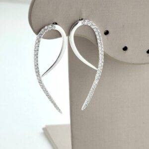 BRINCO TORCIDO CRAVEJADO