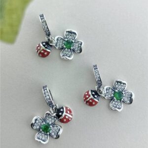 BERLOQUE JOANINHA E FLOR