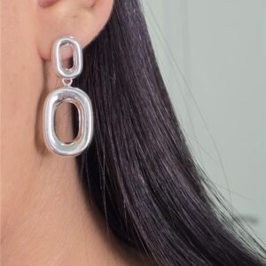 BRINCO OVAL DUPLO VAZADO